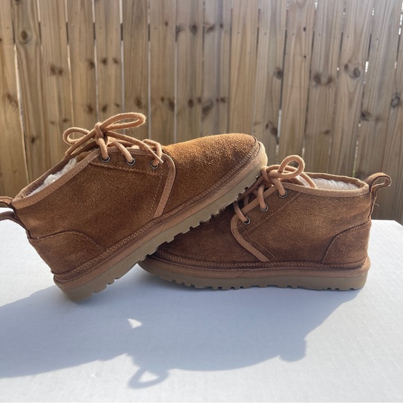 UGG‎ 1094269 Neumel Chestnut Brown Suede Fur Low Women's BOOTS Size 6 - Picture 5 of 8